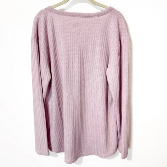 Chaser Lavender Waffle Weave Long Sleeve V-Neck Top Size Extra Large NWT - Picture 4 of 6